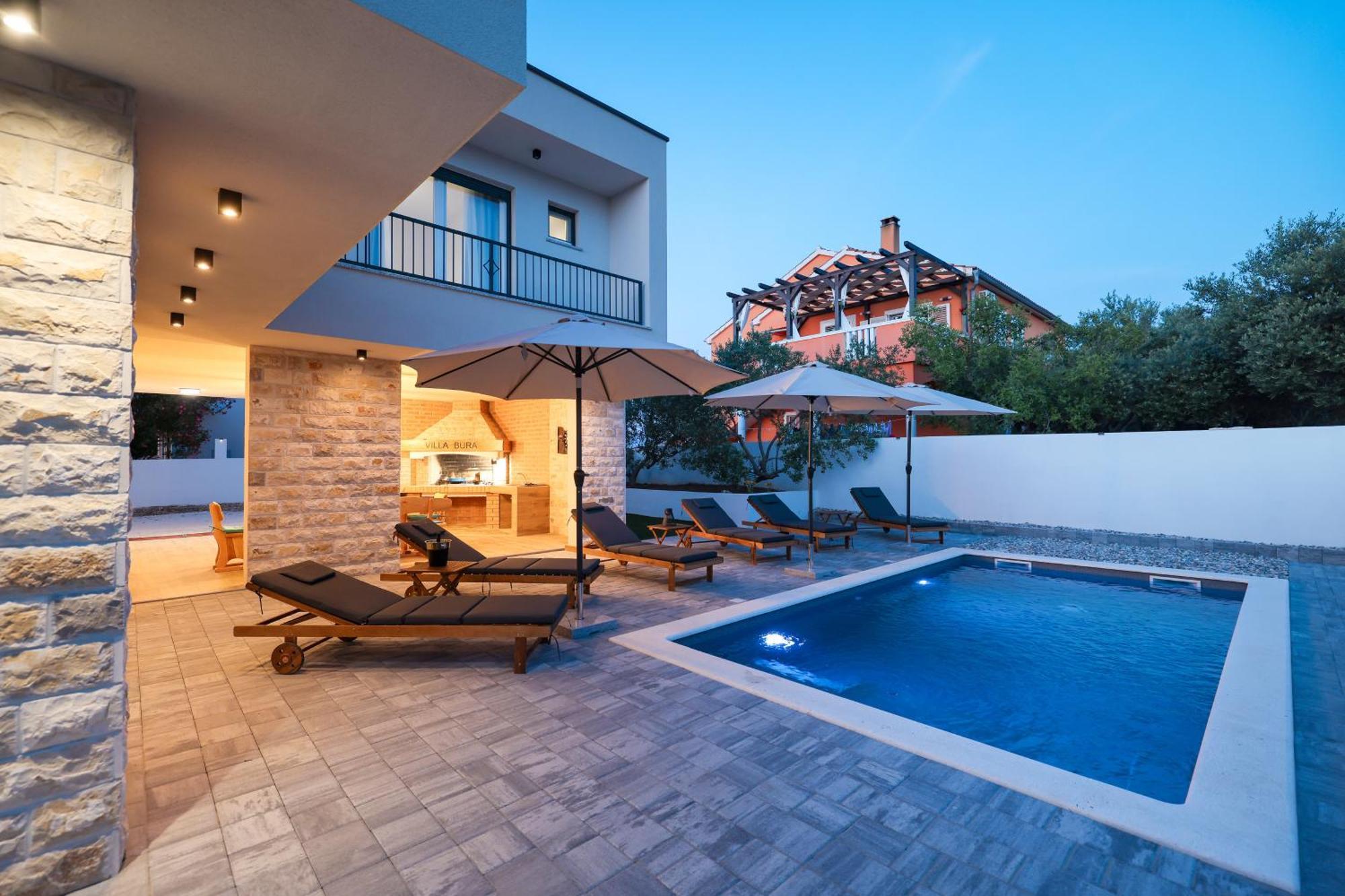 Crowonder Bura With Heated Swimming Pool And Jacuzzi * Privlaka (Zadar)